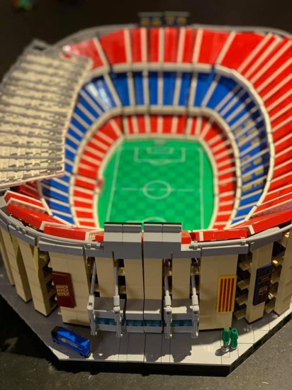 Camp nou - lego - legoset - build lego - brick it - location - magasin de jouets - jouets - flandre - wallonie - belgique